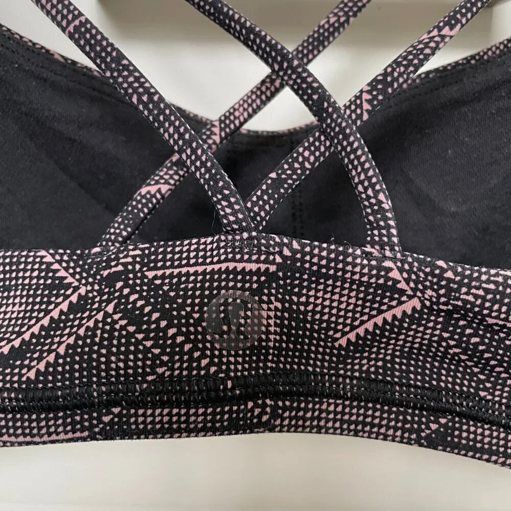 Lululemon Free To Be Bra Lightweight Sports Yoga Workout Black & Pink Sz 6 - Picture 6 of 8